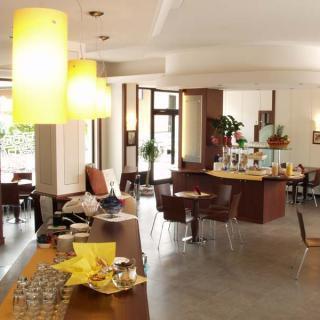 Euro Hotel Edolo Kültér fotó