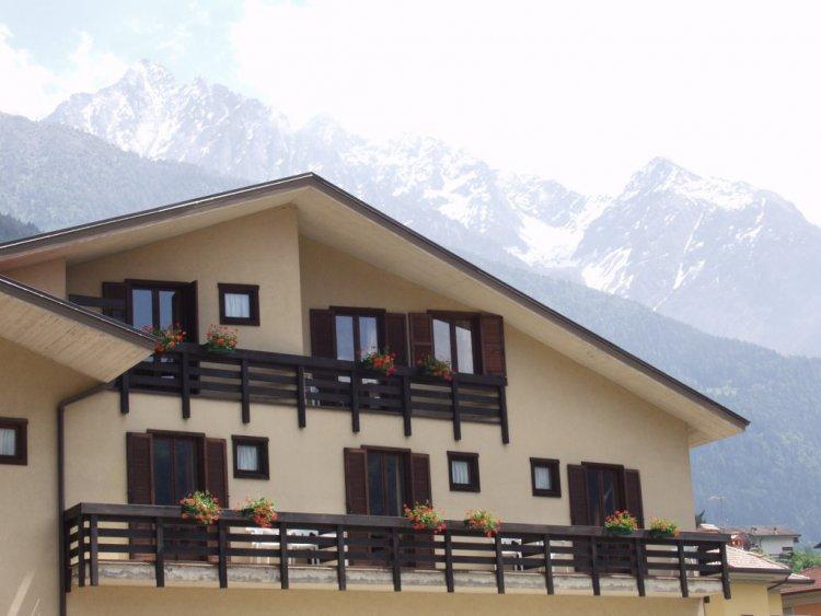 Euro Hotel Edolo Kültér fotó